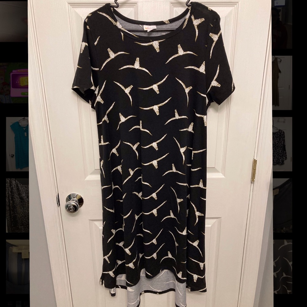 NWOT LuLaRoe Steer Head Carly Swing Dress Size L